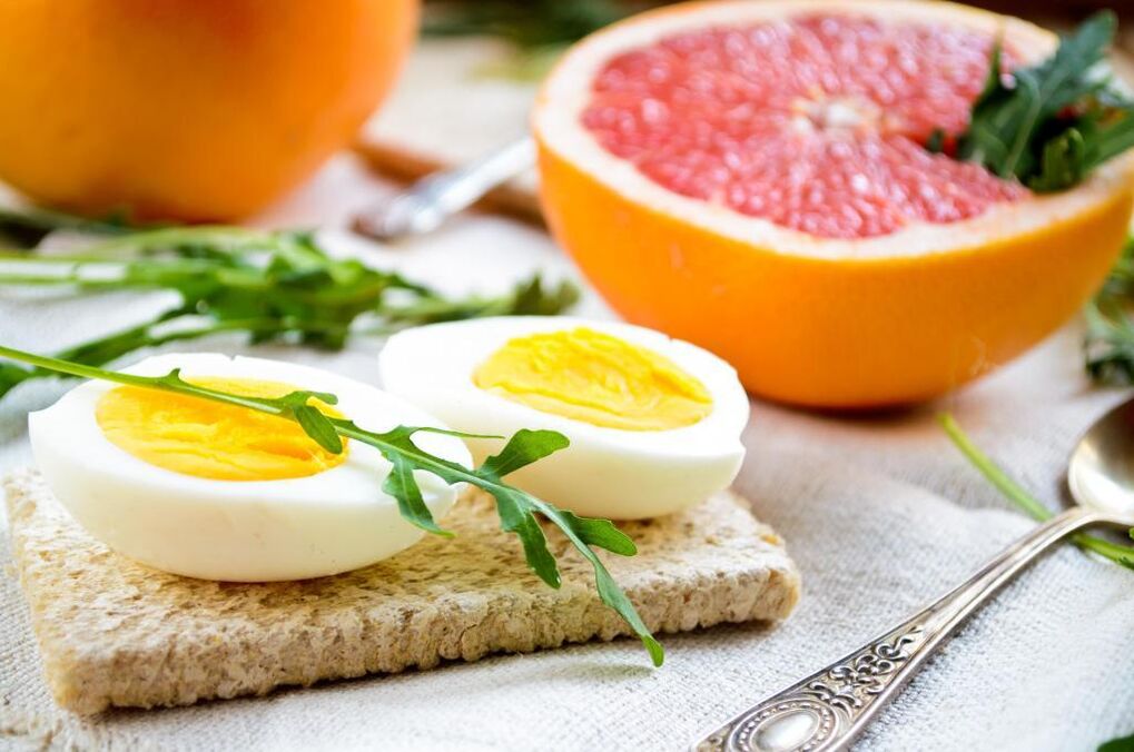 ägg och grapefrukt för maggi-dieten